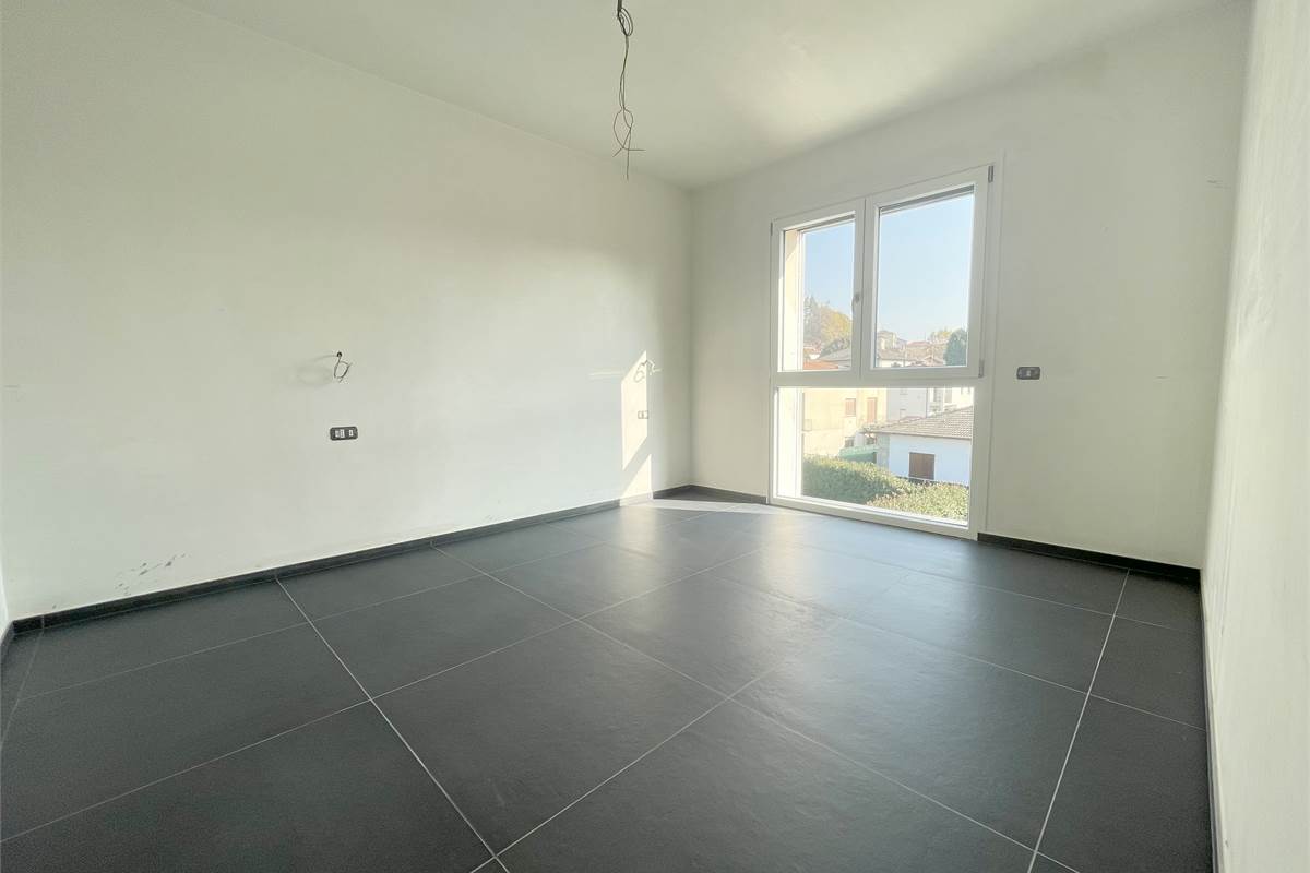 Nuovo trilocale con terrazzo