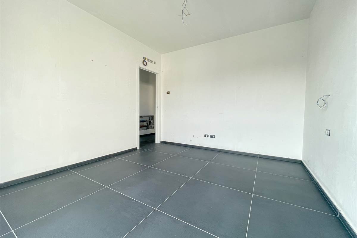 Nuovo trilocale con terrazzo