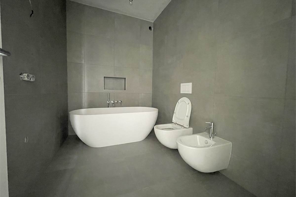 Nuovo quadrilocale con terrazzo