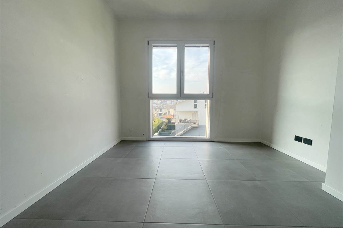 Nuovo quadrilocale con terrazzo