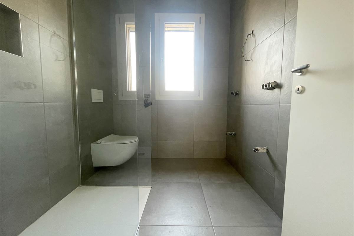 Nuovo quadrilocale con terrazzo