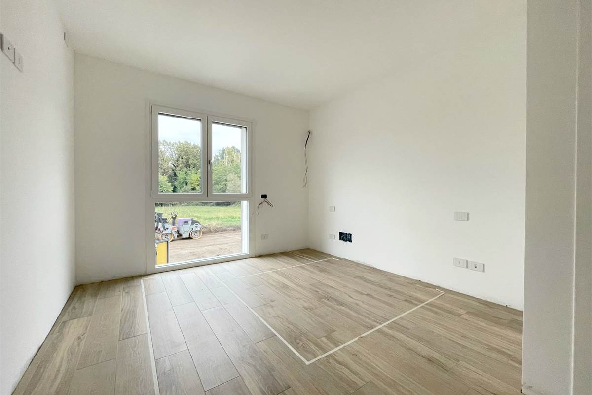 Nuovo trilocale con giardino