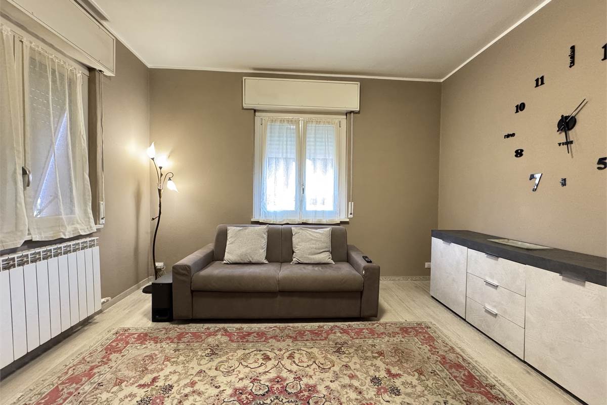 Villa indipendente con giardino