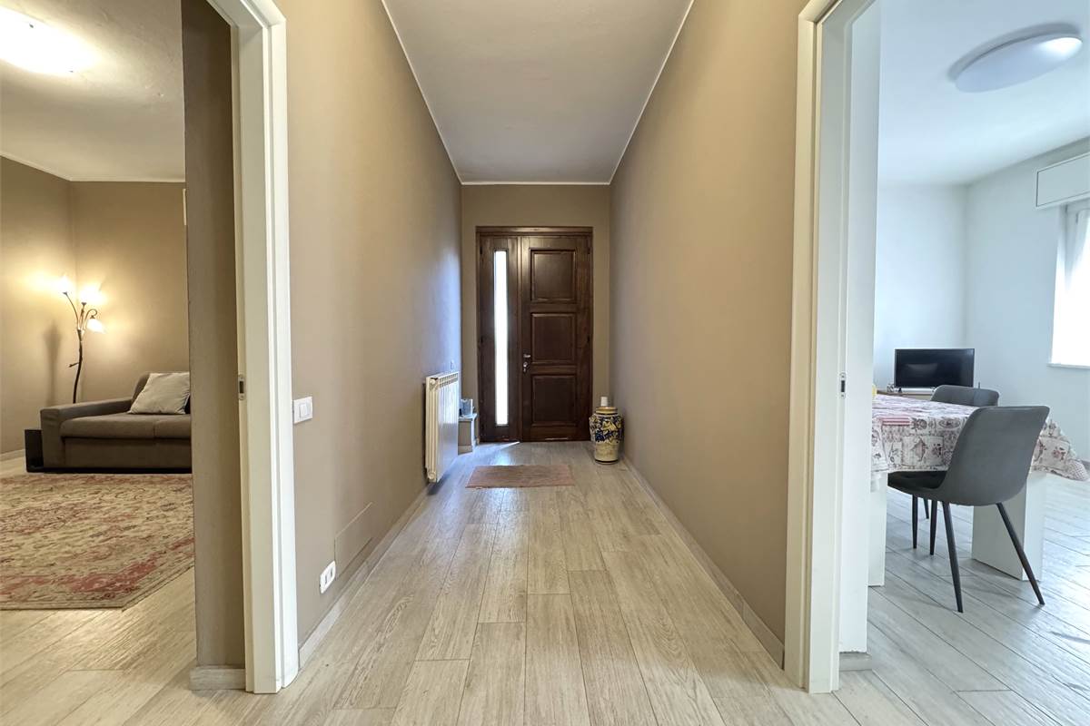 Villa indipendente con giardino