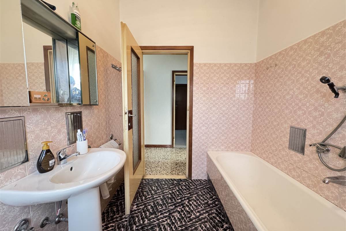 Villa indipendente con giardino