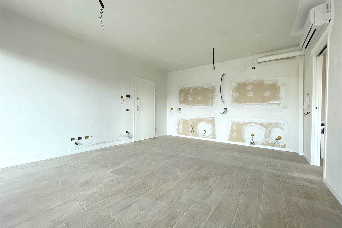 Nuovo bilocale con terrazzo