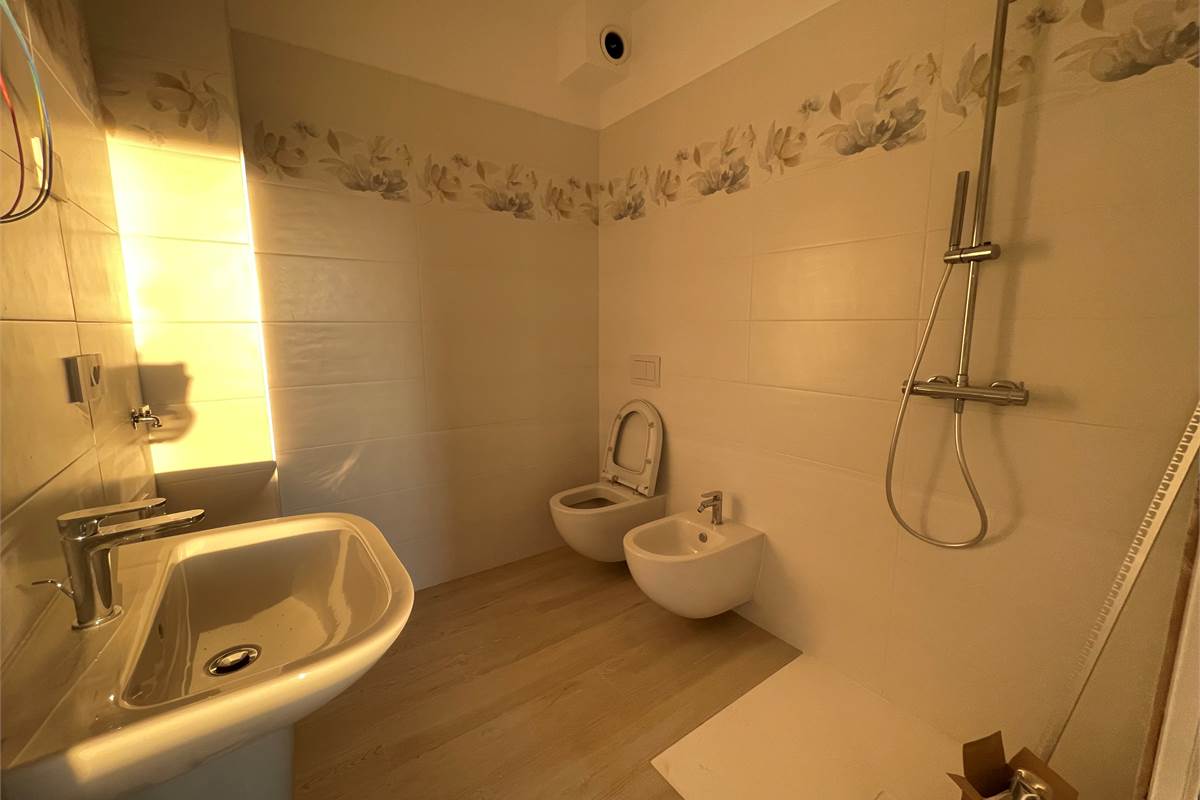 Nuovo trilocale con giardino