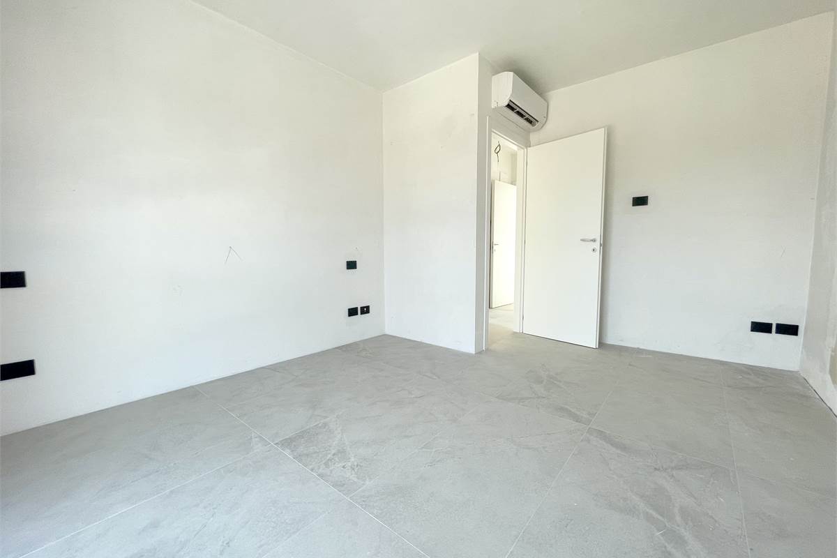 Nuovo trilocale con terrazzo