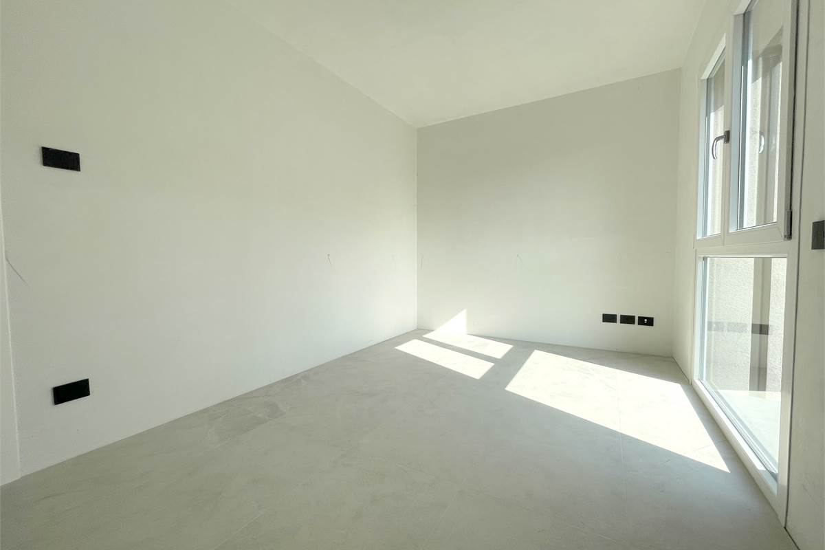 Nuovo trilocale con terrazzo