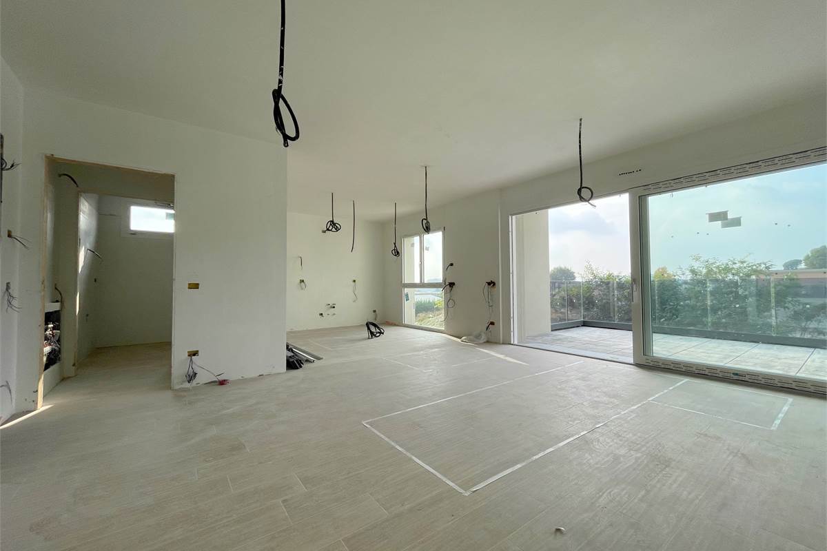 Nuovo quadrilocale con due terrazzi