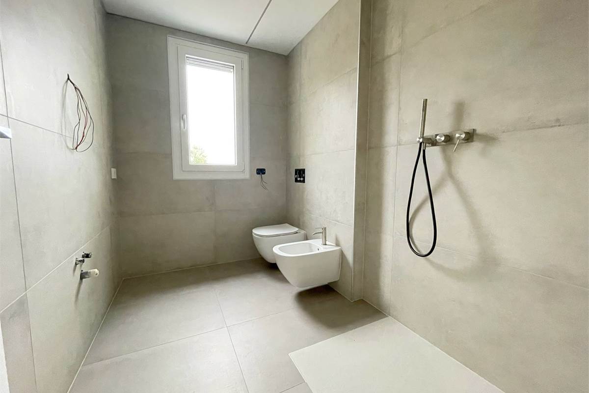 Nuovo trilocale con giardino