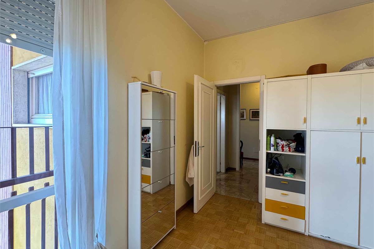 Appartamento signorile con balcone panoramico sul Monte Rosa