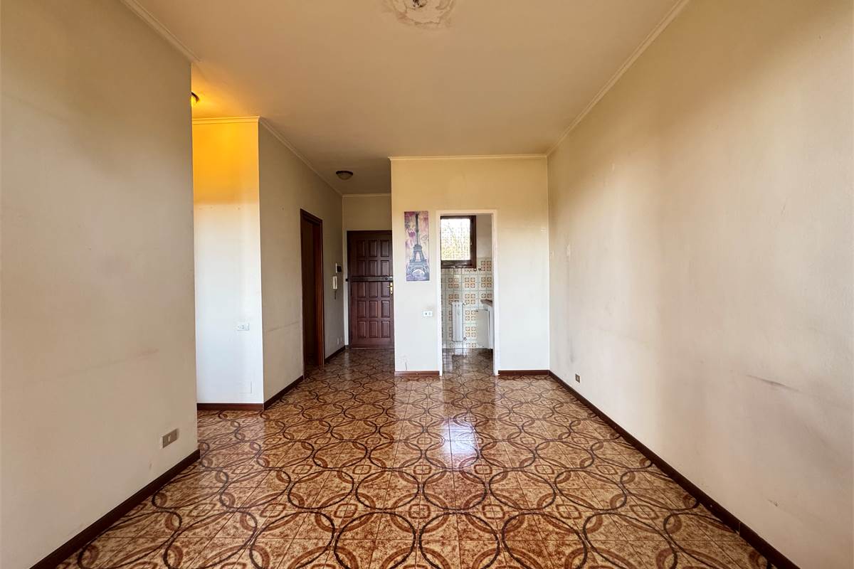 Bilocale con terrazzo 