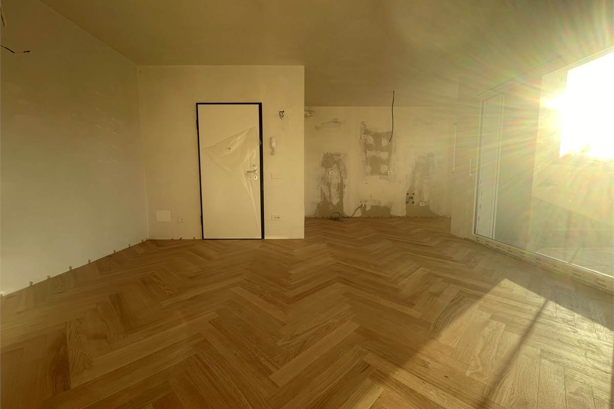 Nuovo trilocale con terrazzo