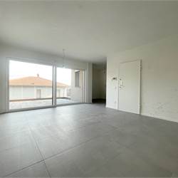 Nuovo trilocale con terrazzo