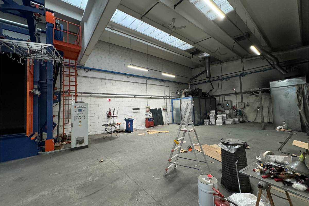 Capannone industriale