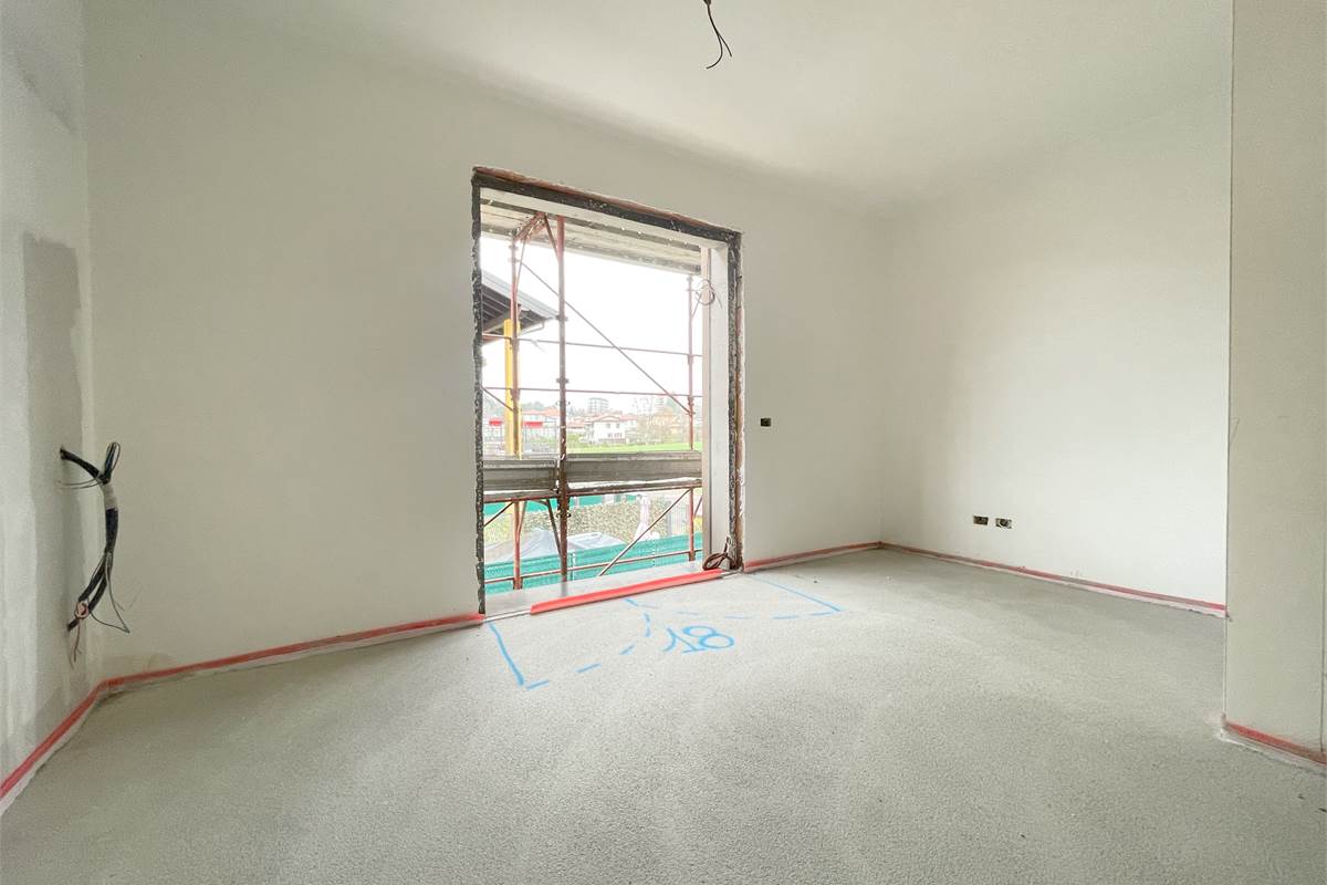 Nuovo trilocale ultimo piano con terrazzo e box