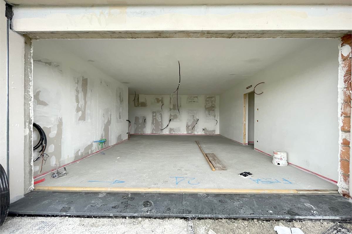 Nuovo trilocale ultimo piano con terrazzo e box