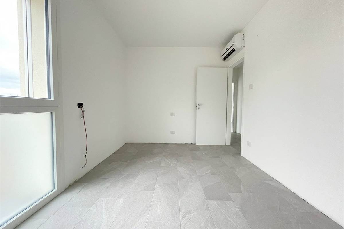 Nuovo trilocale con terrazzo