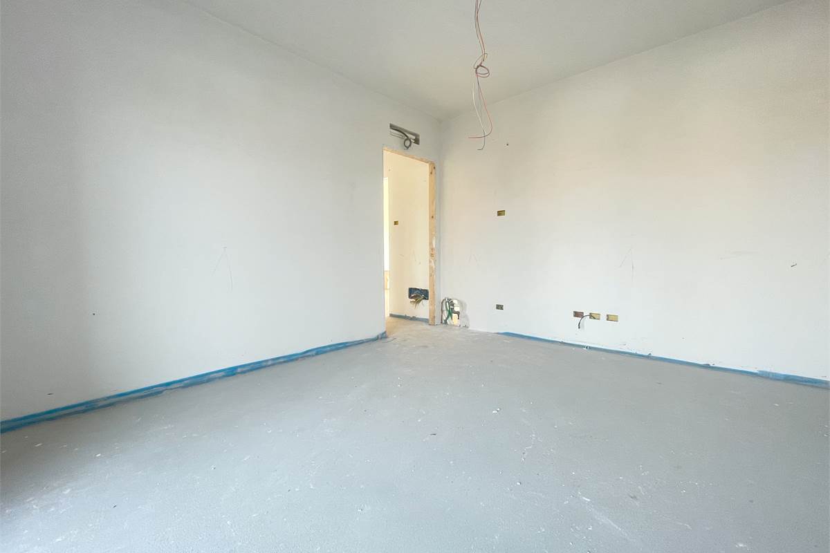 Nuovo trilocale con giardino e box doppio