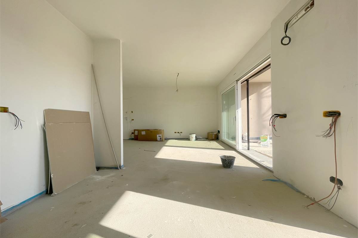 Nuovo trilocale con giardino e box doppio