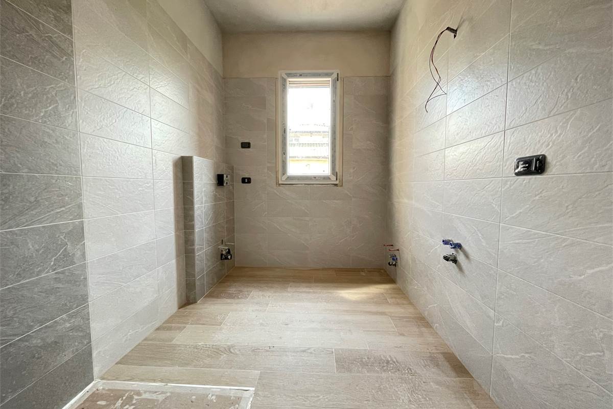 Nuovo trilocale con terrazzo