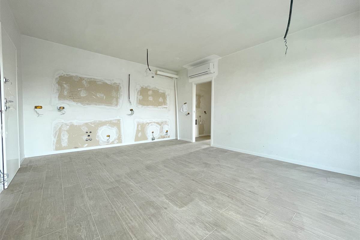 Nuovo bilocale con terrazzo