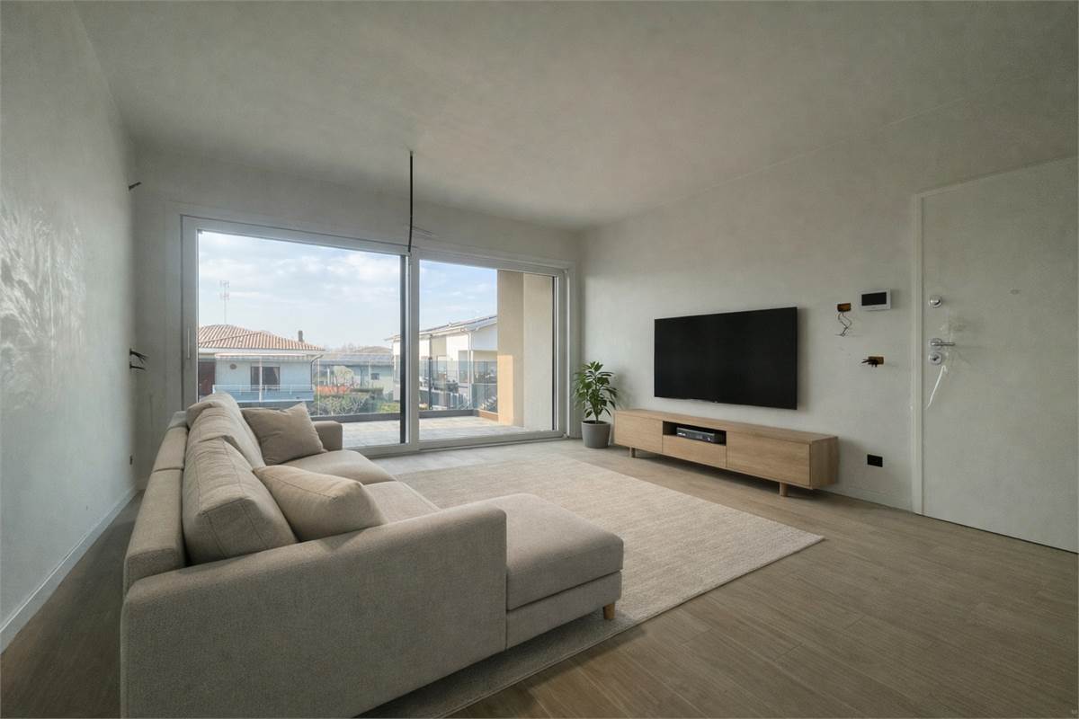 Nuovo bilocale con terrazzo