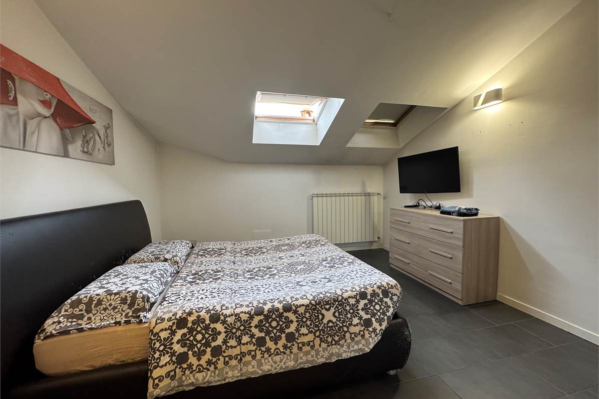 Ampio trilocale con terrazzo e box