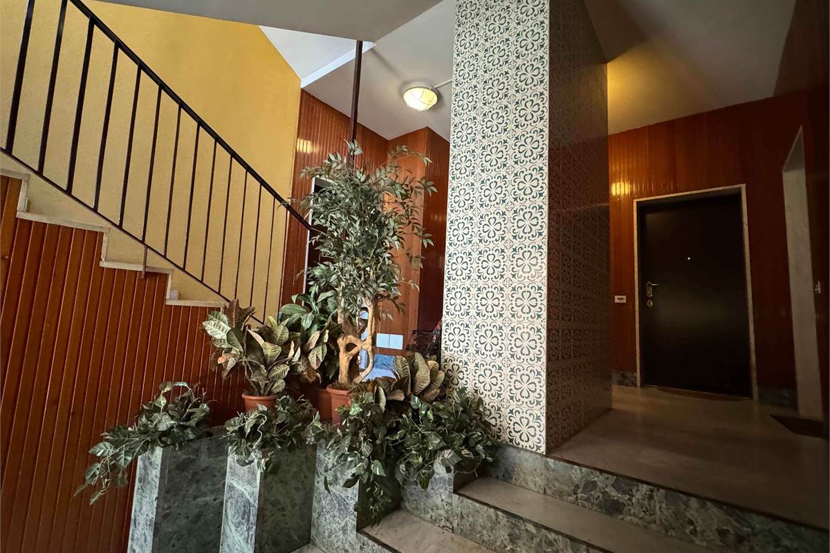 Appartamento signorile con balcone panoramico sul Monte Rosa