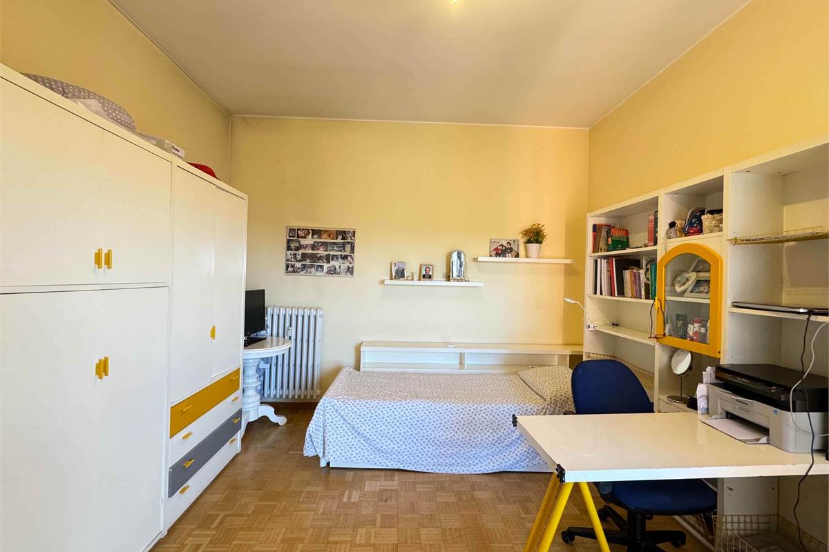 Appartamento signorile con balcone panoramico sul Monte Rosa