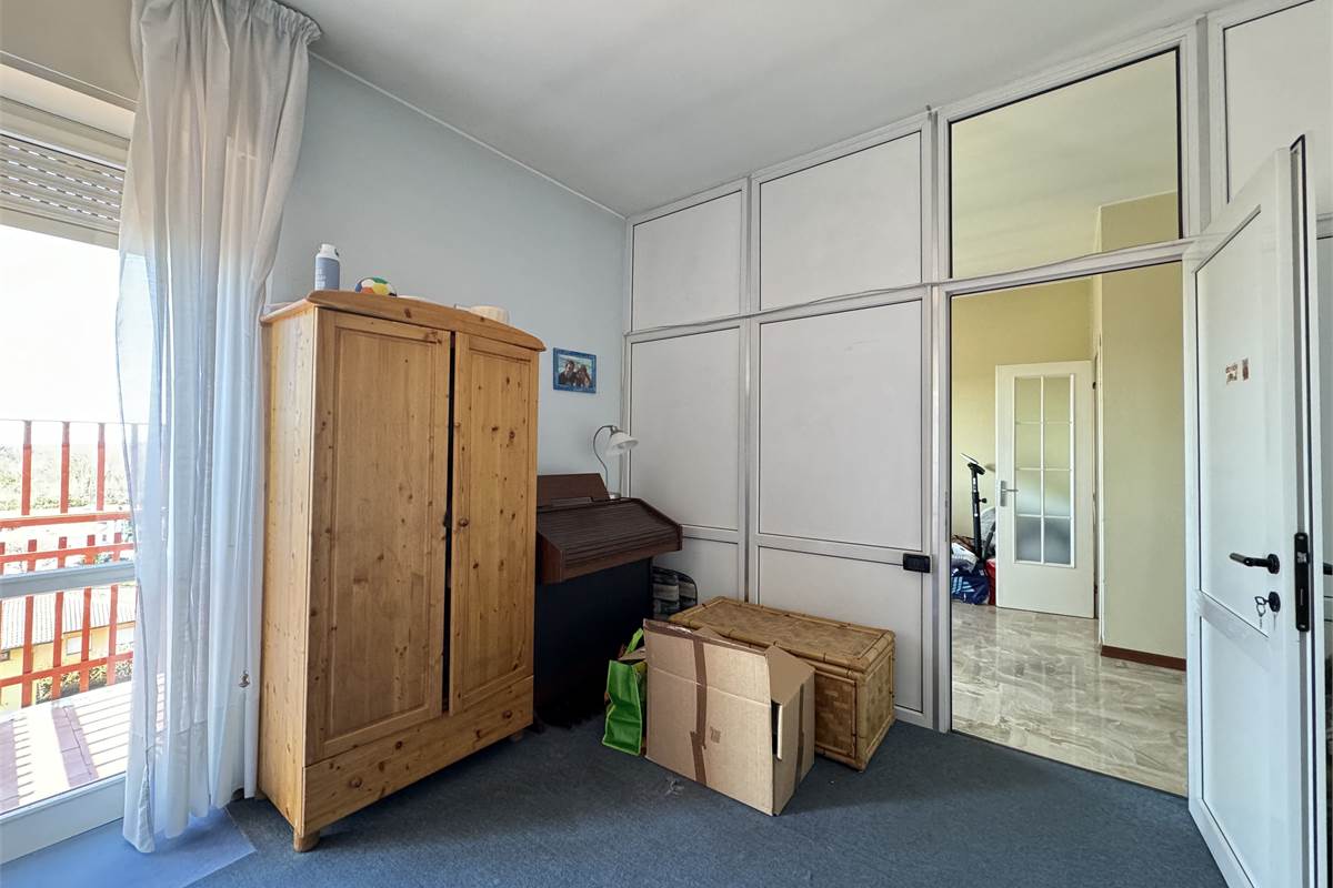 Appartamento signorile con balcone panoramico sul Monte Rosa