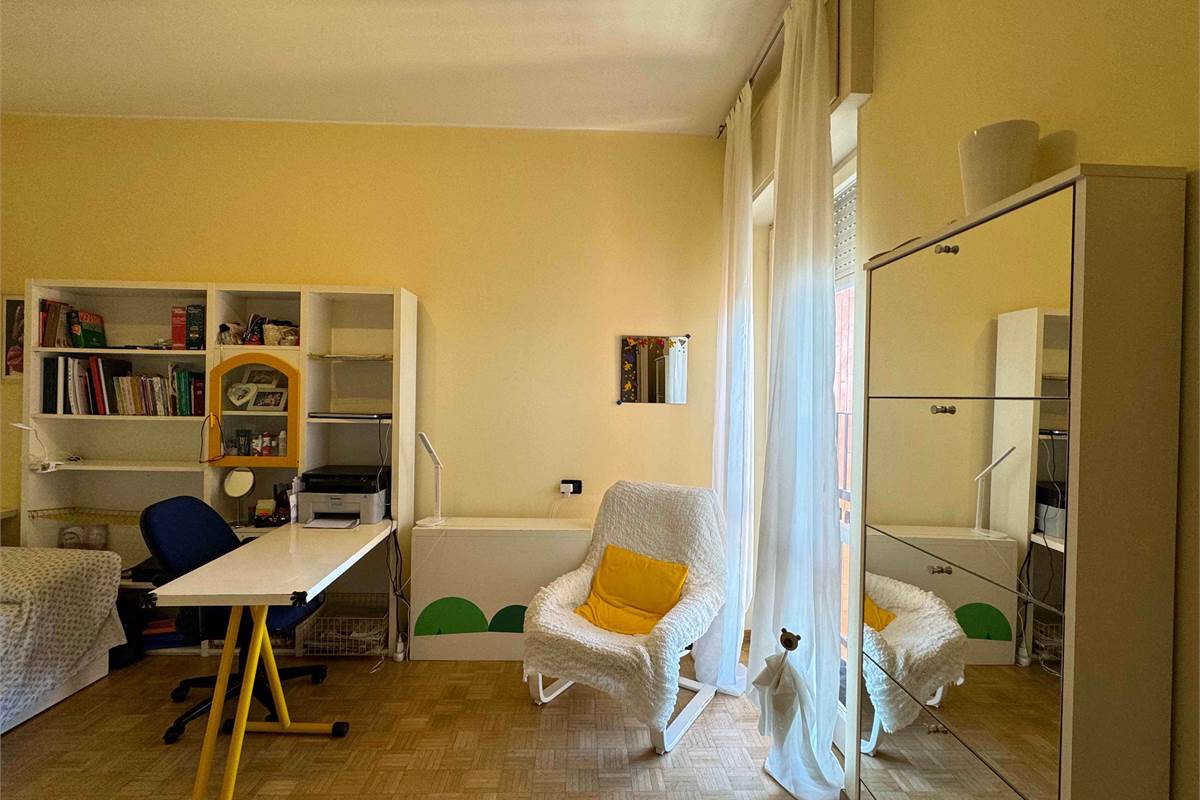 Appartamento signorile con balcone panoramico sul Monte Rosa