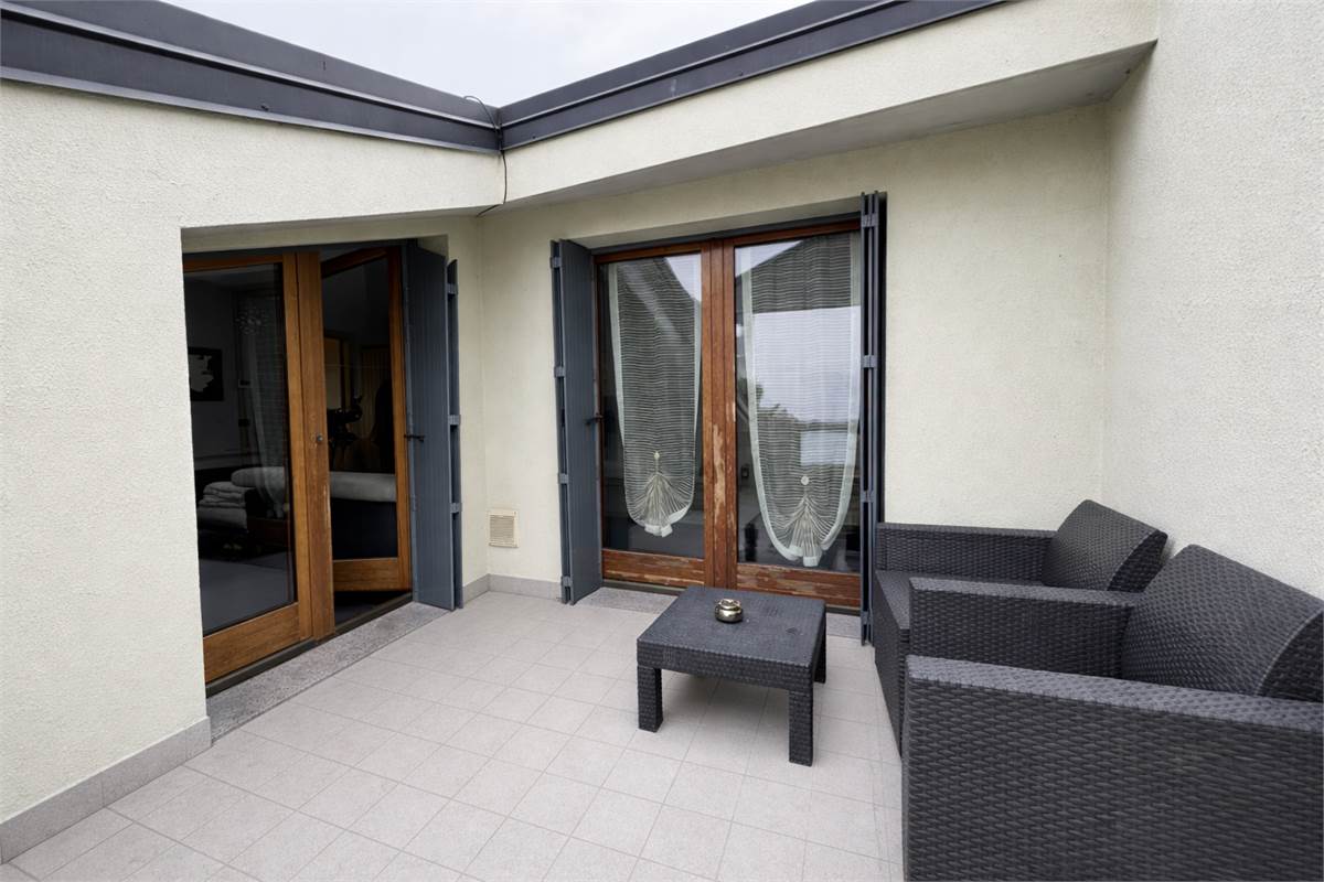 Ampio trilocale con terrazzo e box