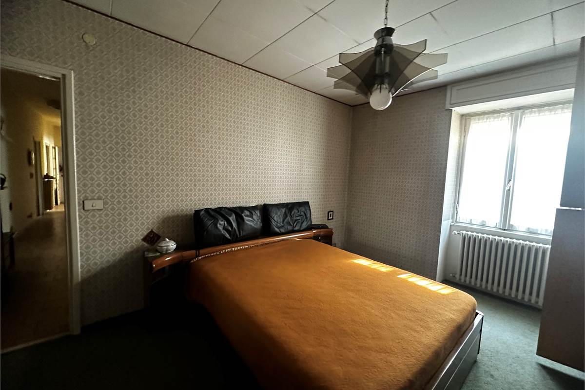 ASSO: INTERA PROPRIETA' IN CENTRO 