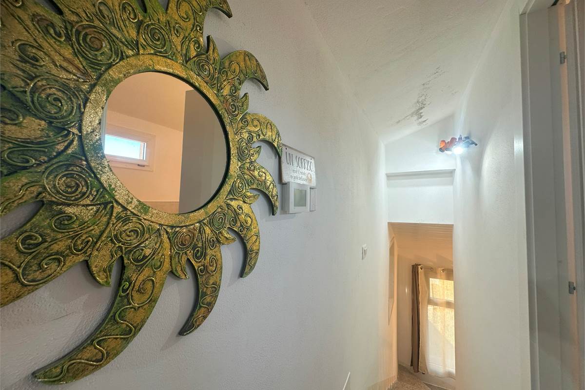 CASLINO: VILLA SINGOLA CON GIARDINO