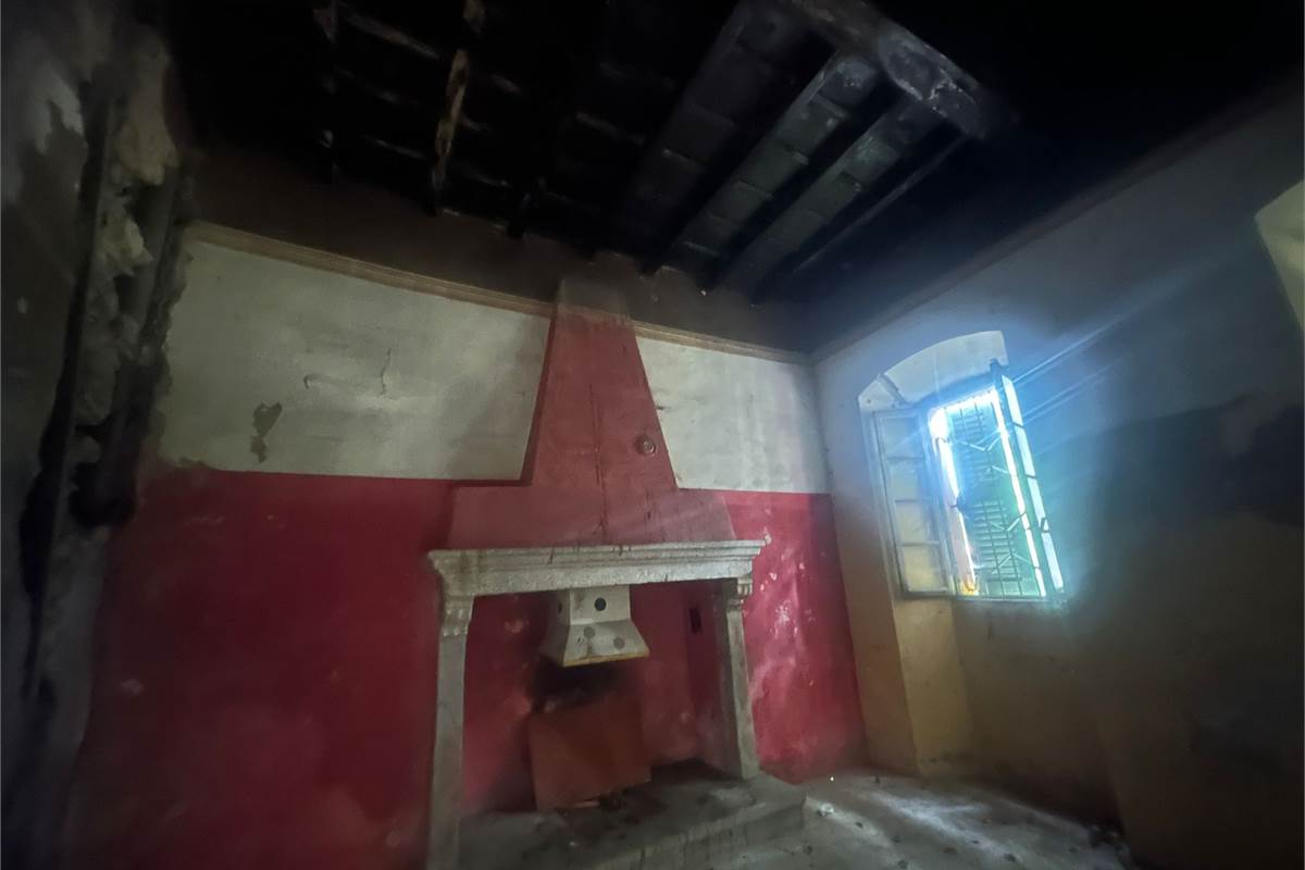 Magreglio:Palazzina storica...con giardino