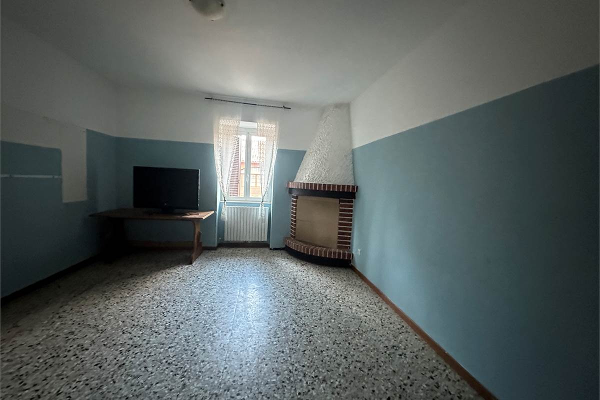 EUPILIO:APPARTAMENTO CON GIARDINO