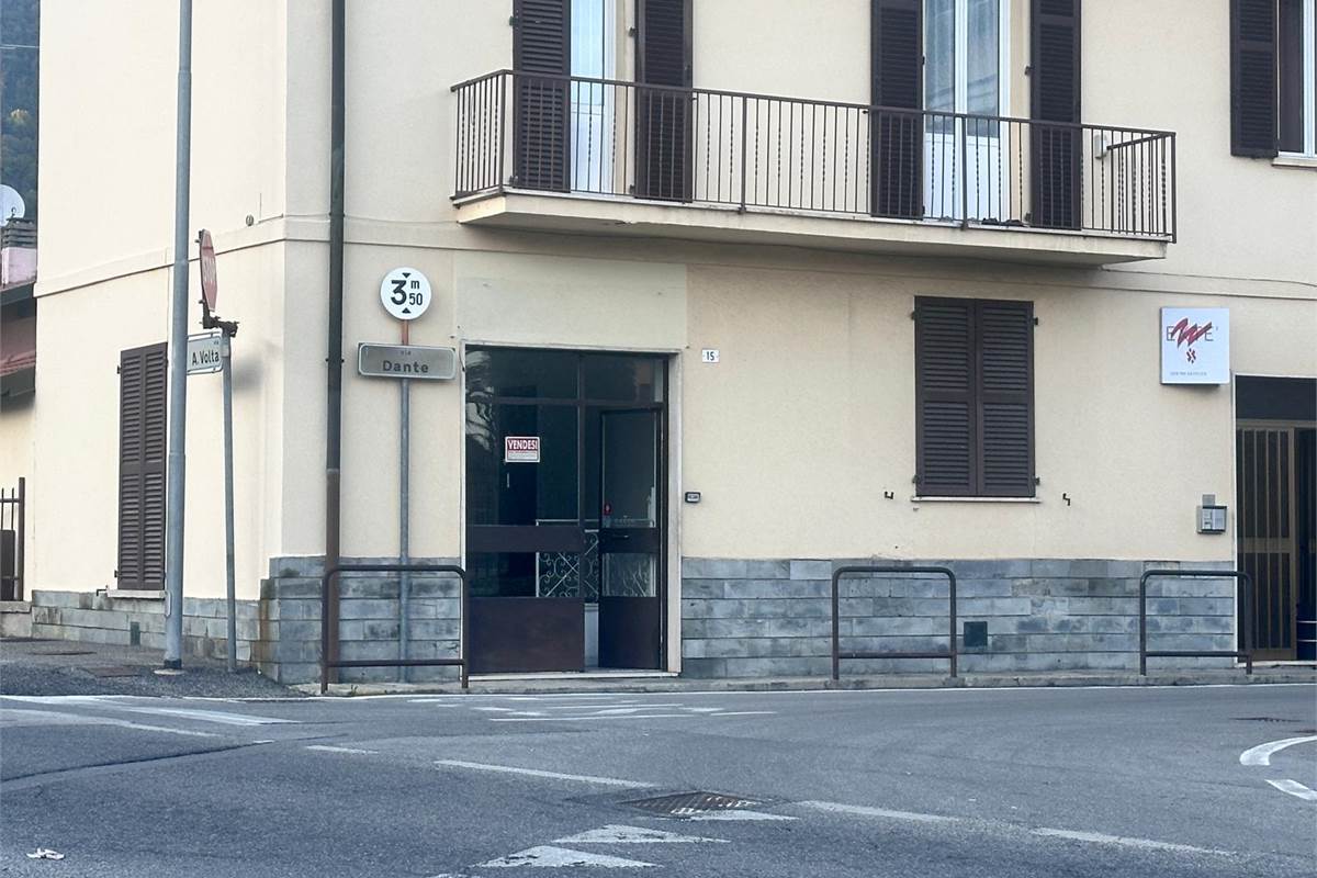 NEGOZIO/UFFICIO A PONTELAMBRO