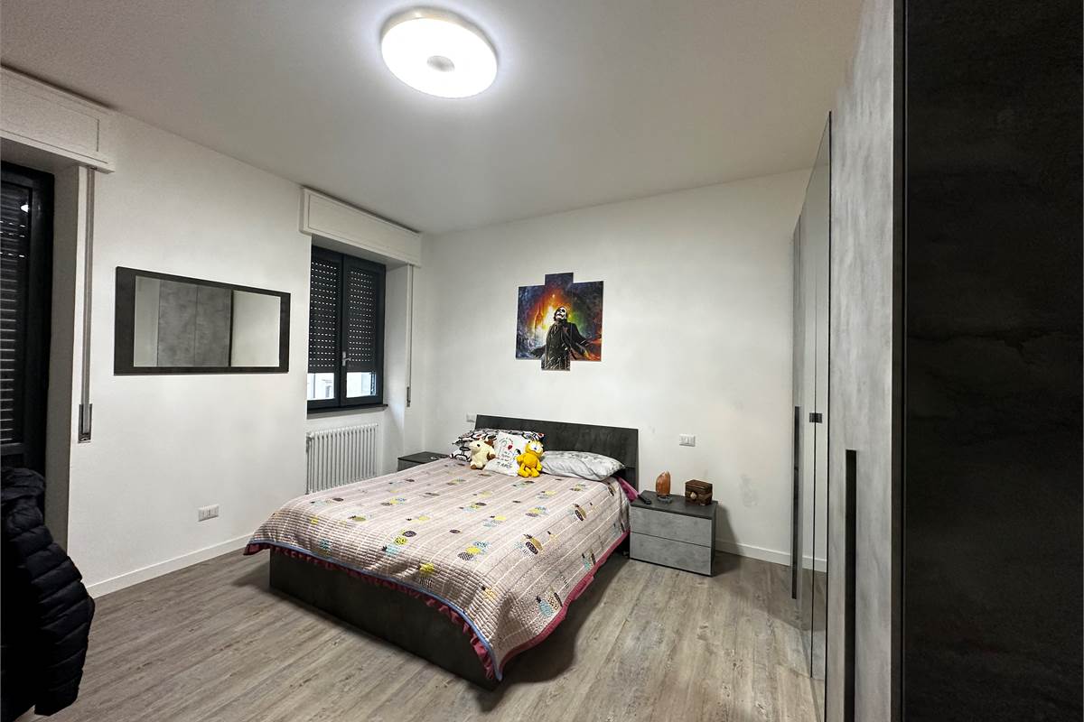 ASSO,IN CENTRO-4 LOCALI