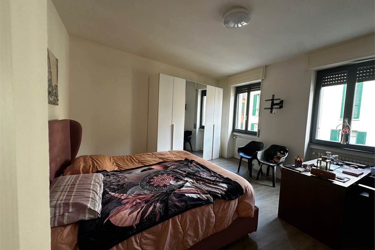 ASSO,IN CENTRO-4 LOCALI