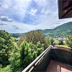 ERBA:TRILOCALE AUTONOMO CON BOX