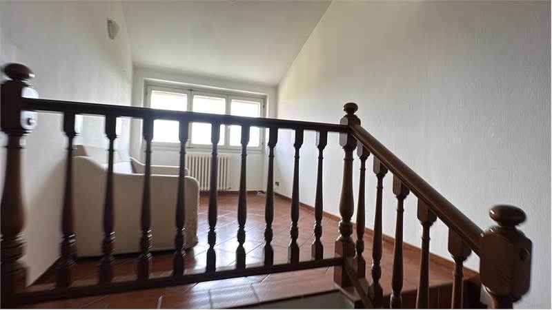 ERBA:TRILOCALE AUTONOMO CON BOX