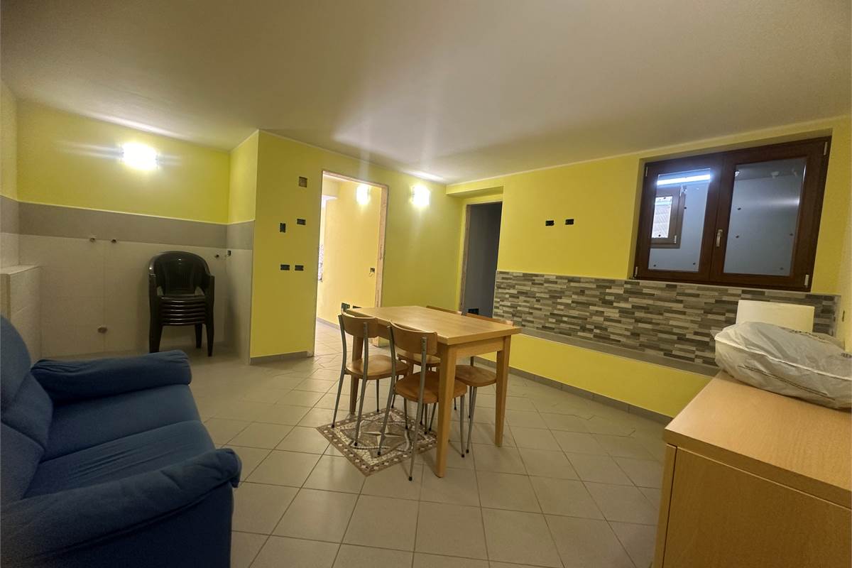 Longone : Bella villa singola elegante /giardino