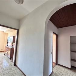 ERBA:APPARTAMENTO CON TERRAZZO E BALCONE
