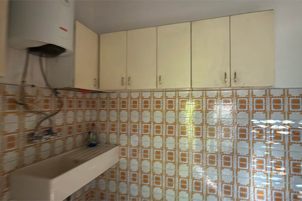 ASSO:VILLA SINGOLA CON GIARDINO