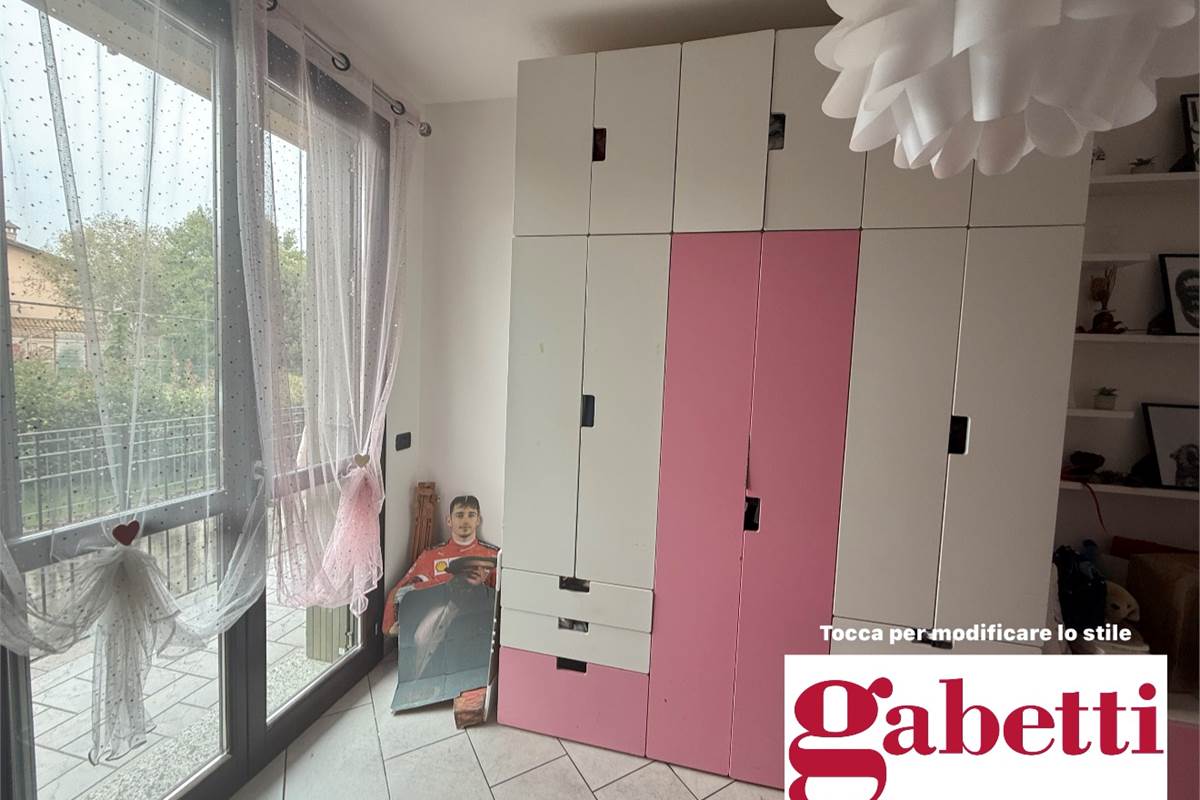 LURAGO D'ERBA: APPARTAMENTO CON GIARDINO E BOX DOPPIO