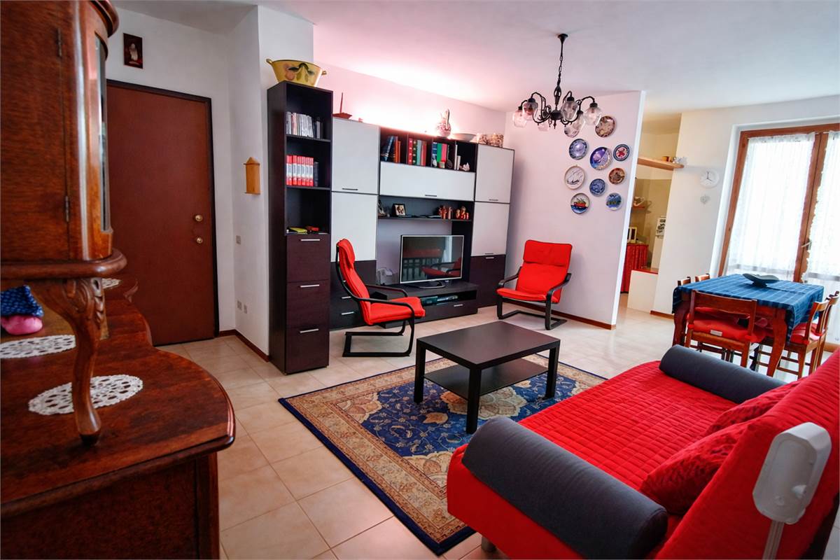 4 o più locali In Vendita a Asso