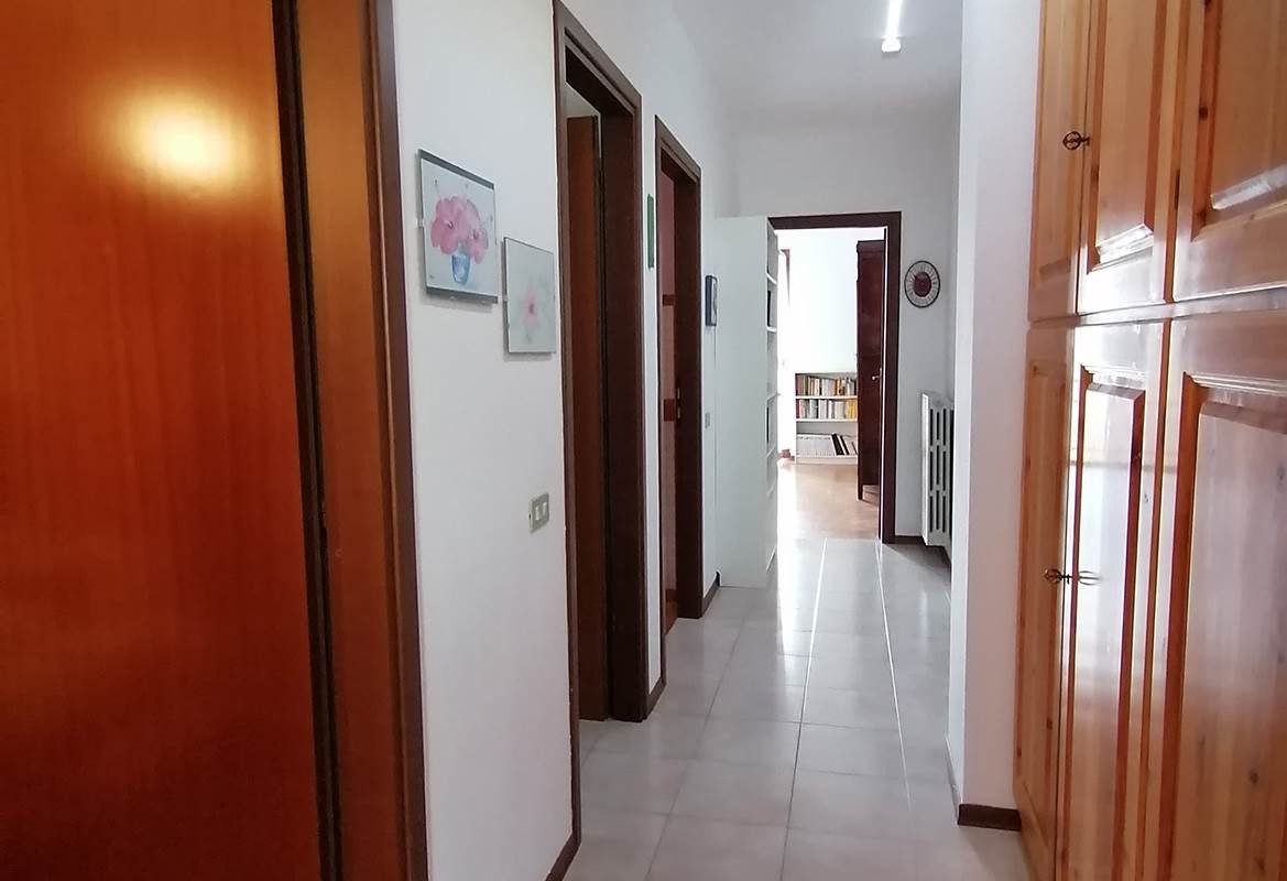 4 o più locali In Vendita a Asso