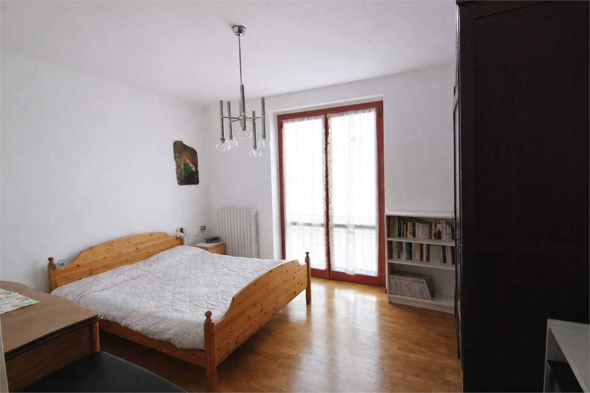 4 o più locali In Vendita a Asso